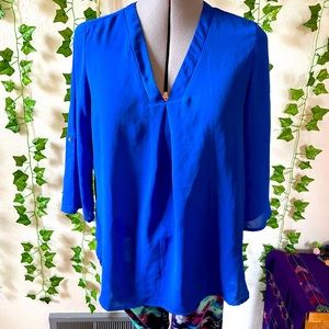 Pretty blue noise nwt. With love. Japna.